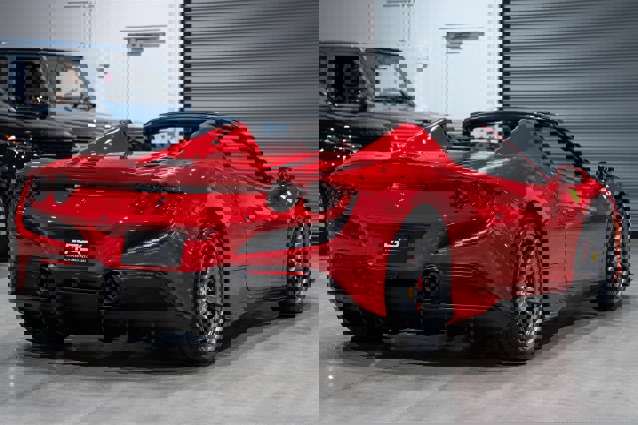 Used 2021 Ferrari F8 Tributo image 6