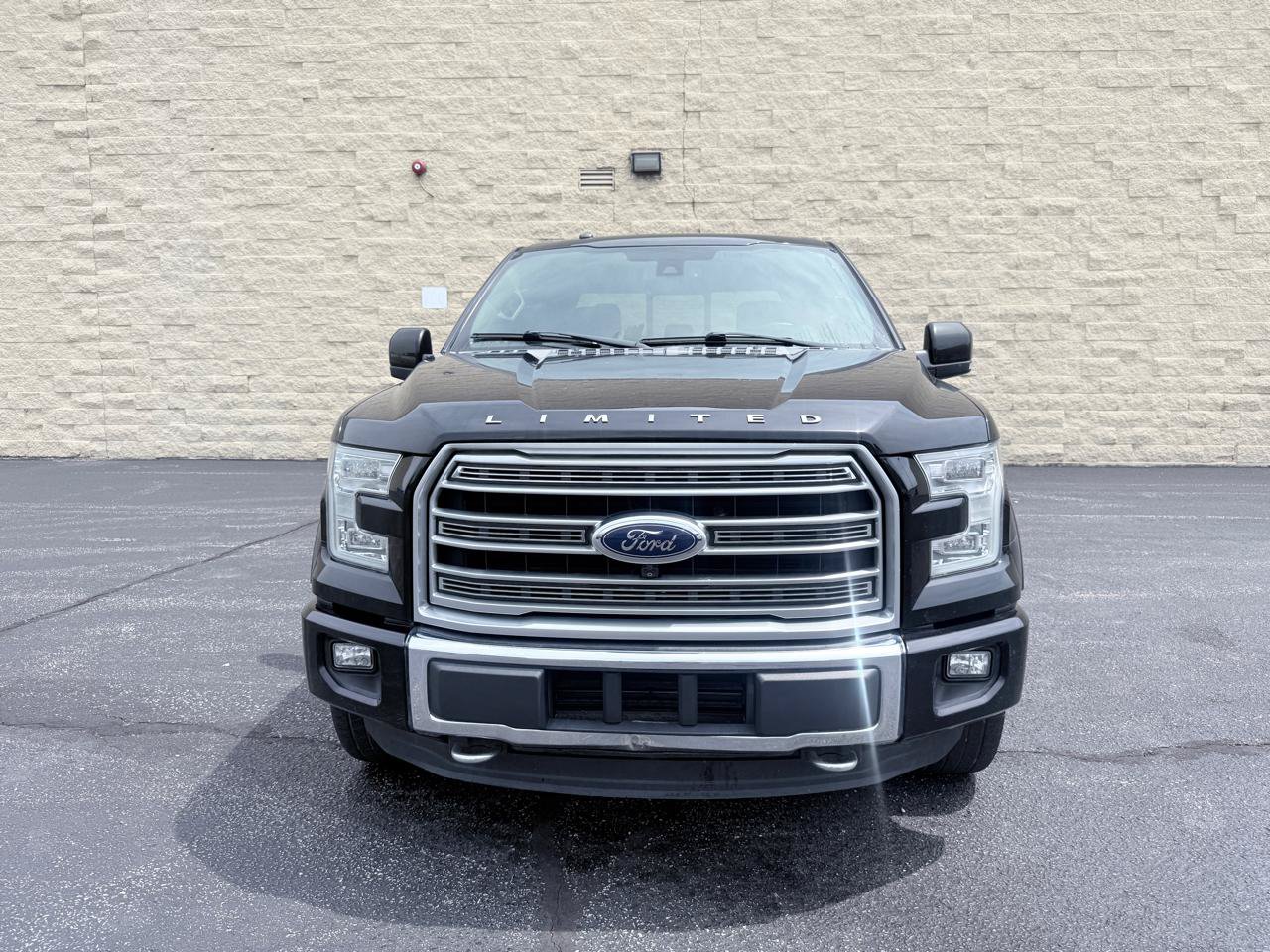 Used 2016 Ford F150 Limited w/ Trailer Tow Package AWD/4WD image 8