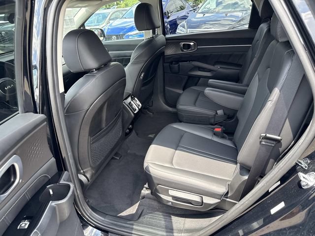 Used 2023 Kia Sorento SX FWD image 17