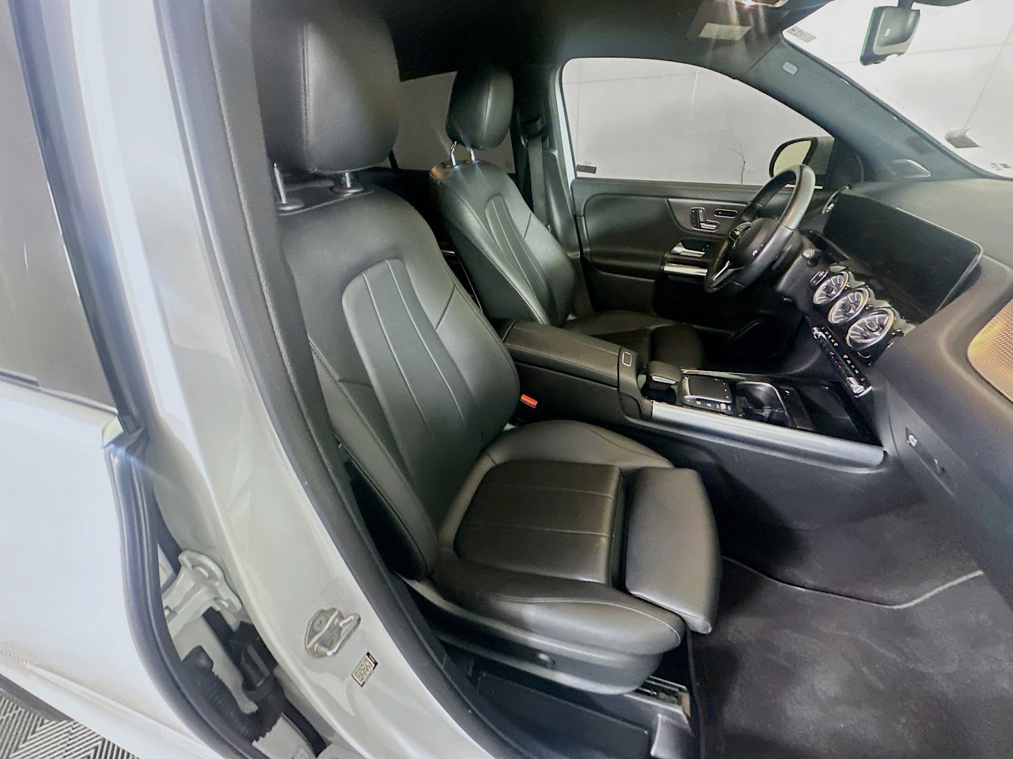 Used 2022 Mercedes-Benz GLA 250 image 29