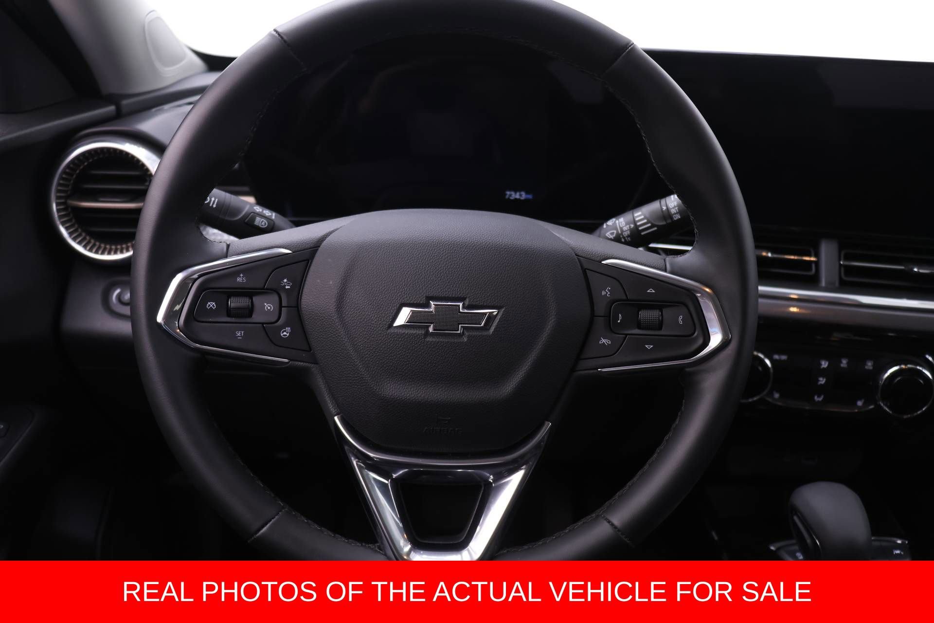 Used 2025 Chevrolet Trax ACTIV w/ Driver Confidence Package image 13