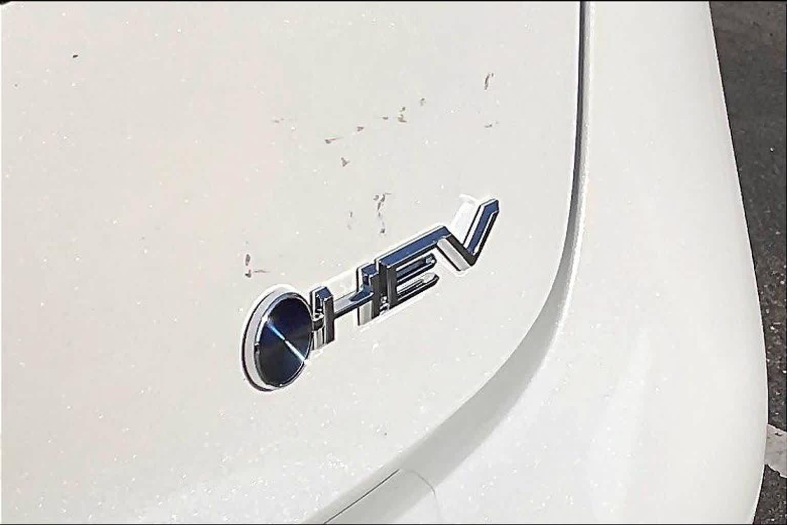 Certified 2026 Toyota Prius XLE FWD image 9