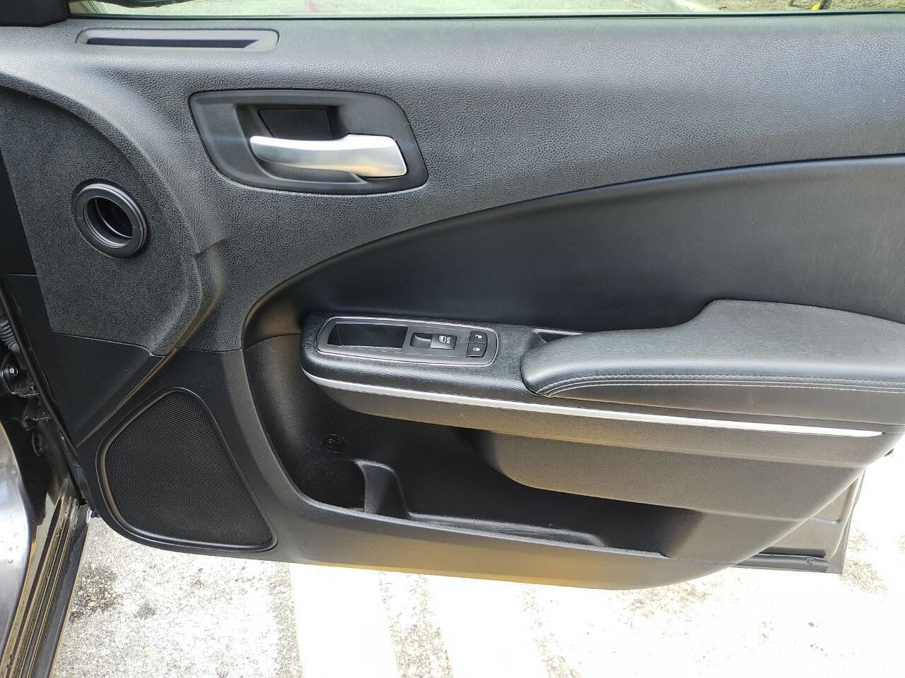 Used 2020 Dodge Charger SXT w/ Leather Interior Group image 41