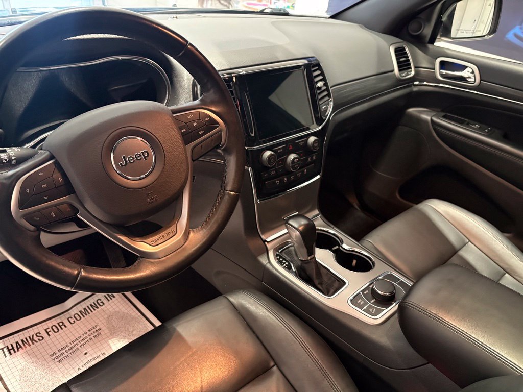 Used 2021 Jeep Grand Cherokee Limited AWD/4WD image 13