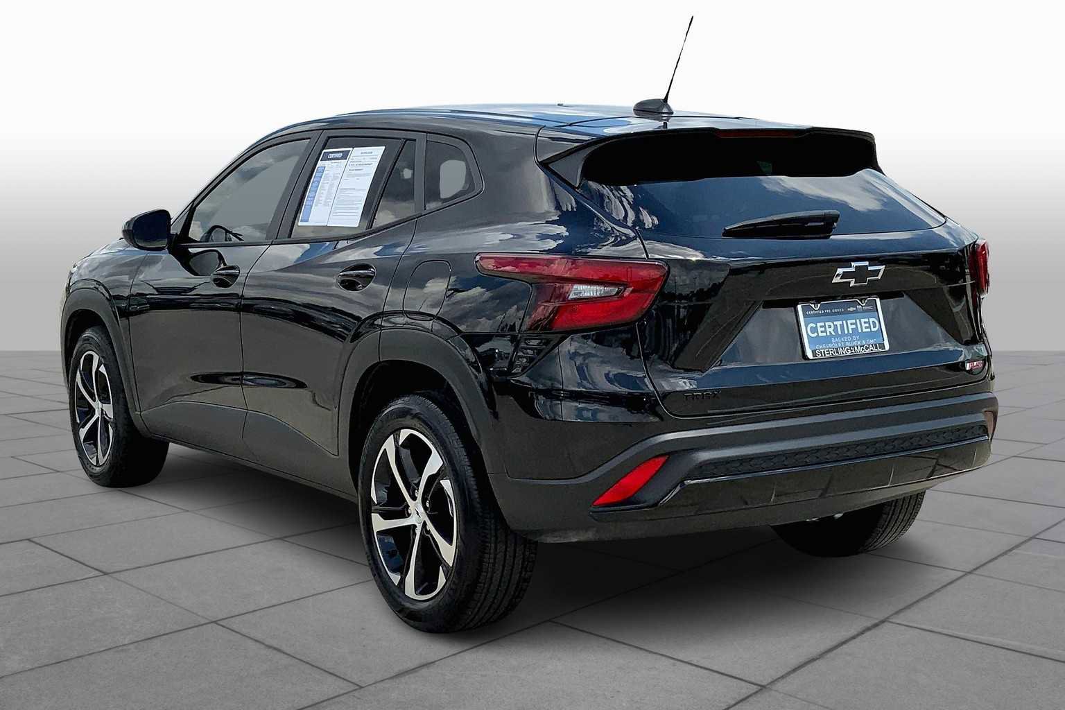 Certified 2024 Chevrolet Trax RS image 11