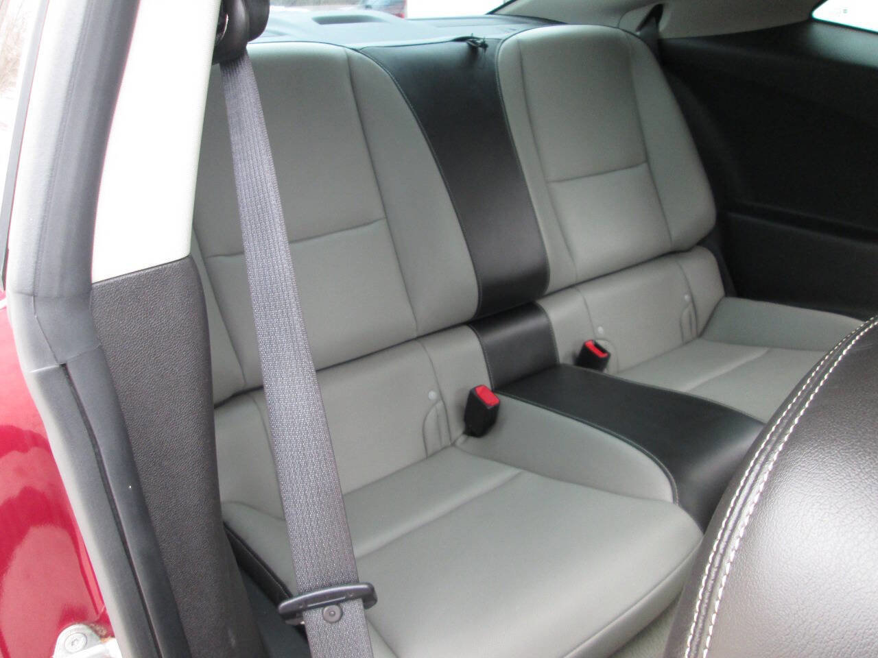 Used 2011 Chevrolet Camaro RS w/ RS Package image 19