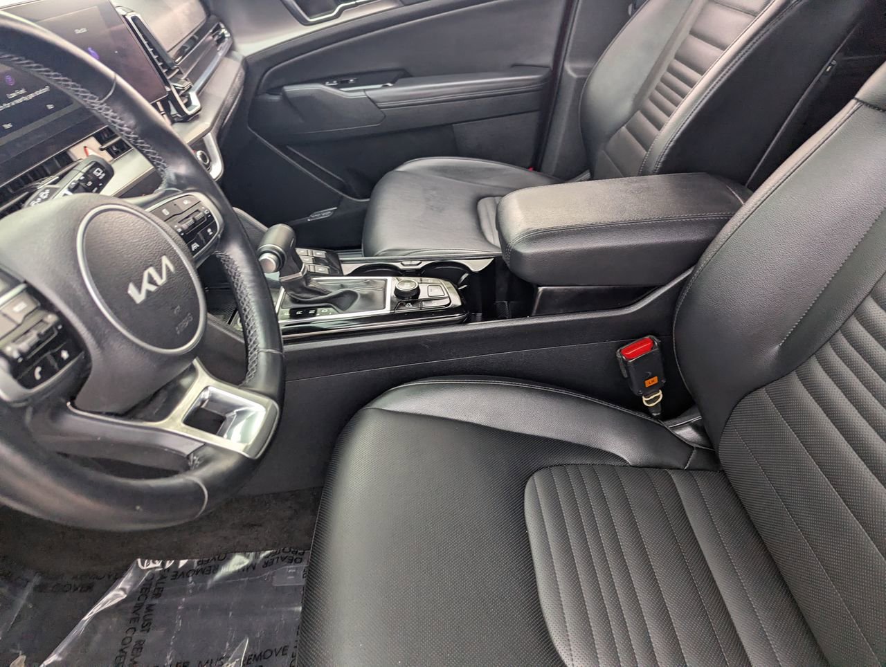 Used 2025 Kia Sportage SX image 19