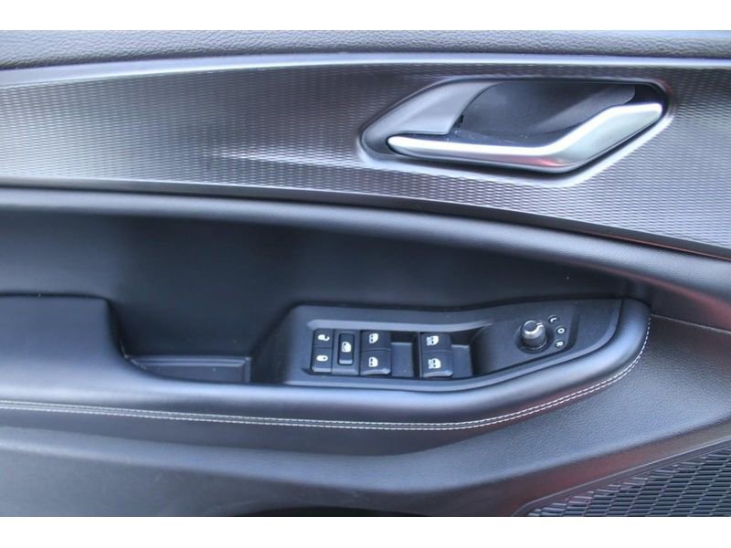 Used 2023 Jeep Grand Cherokee L Laredo AWD/4WD image 20