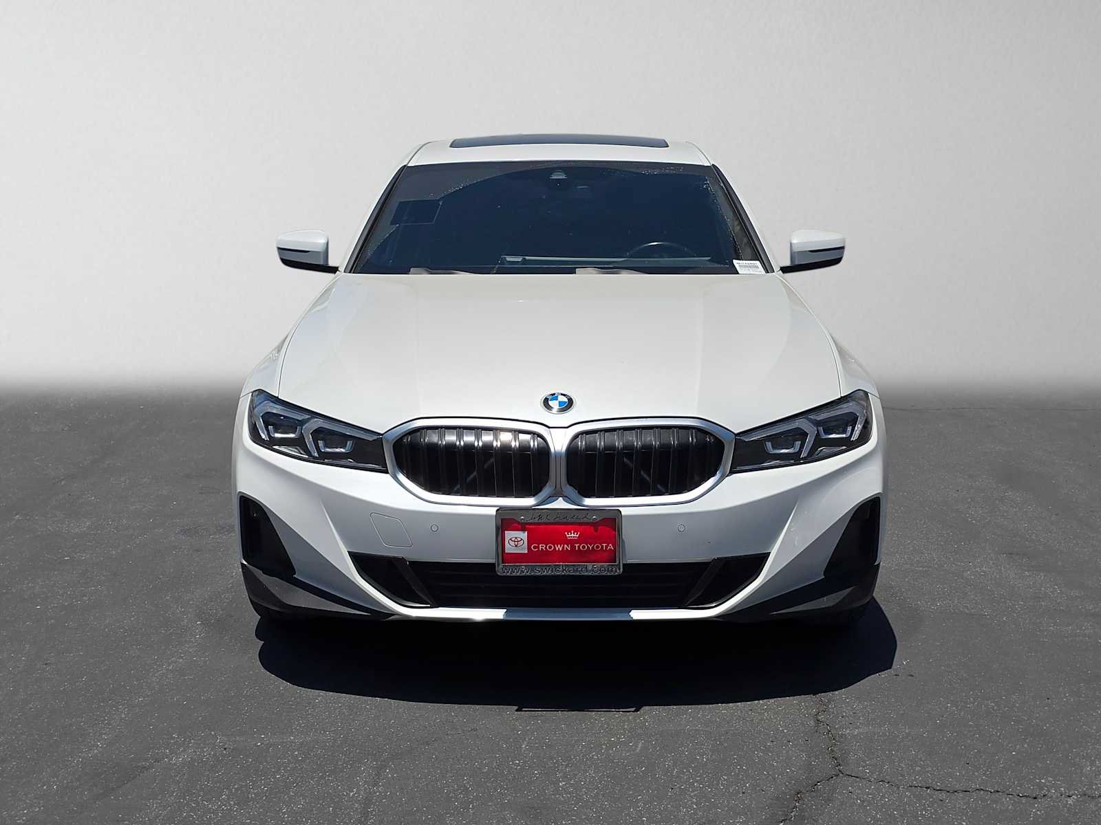 Used 2023 BMW 330i xDrive Sedan w/ Driving Assistance Package AWD/4WD image 8