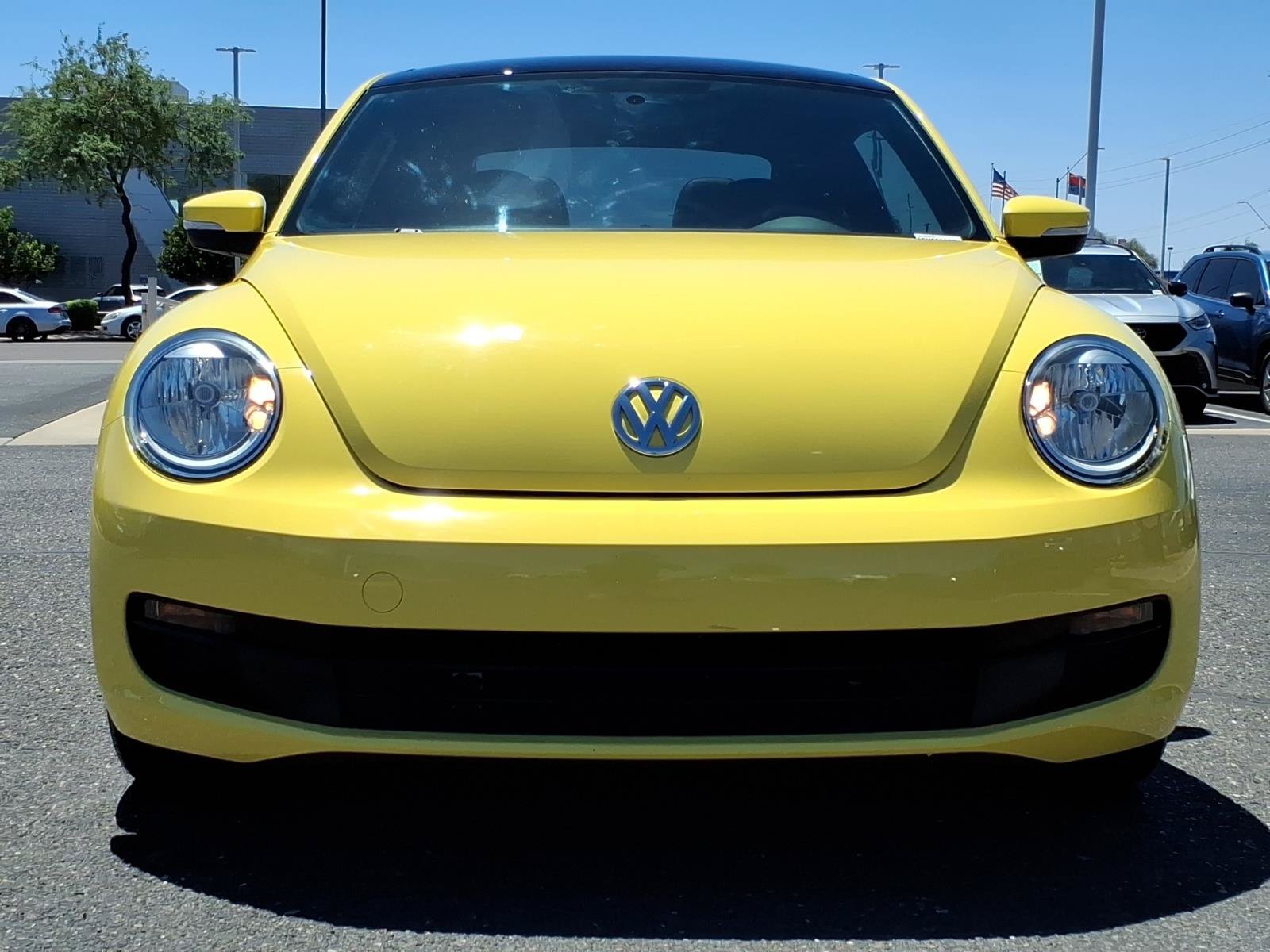 Used 2012 Volkswagen Beetle 2.5 FWD image 2