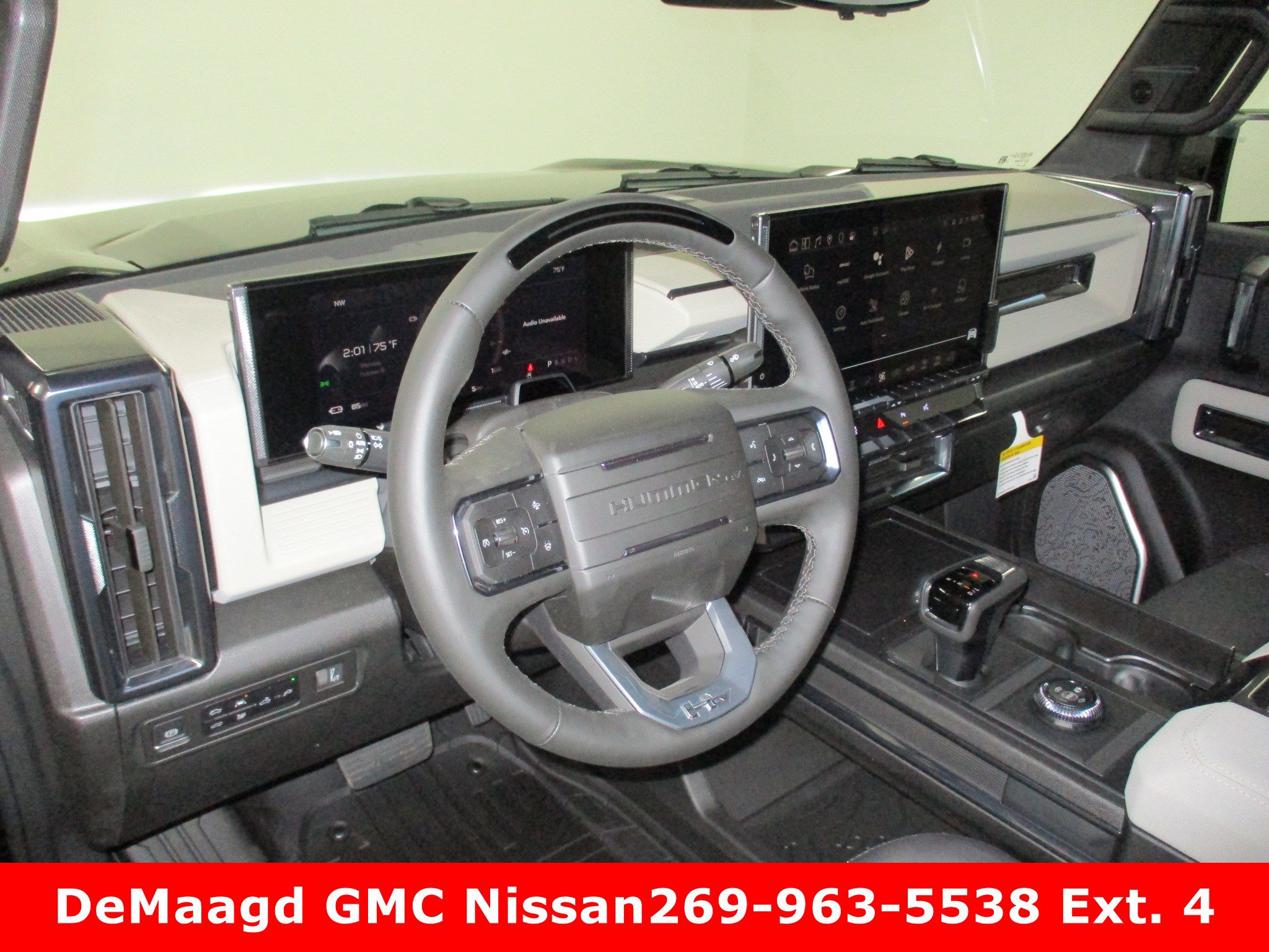 New 2026 GMC Hummer EV 4x4 Crew Cab w/ LPO, Dark Essentials Package image 17