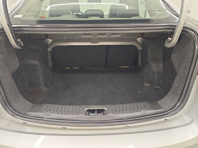 Used 2014 Ford Fiesta Titanium FWD image 15