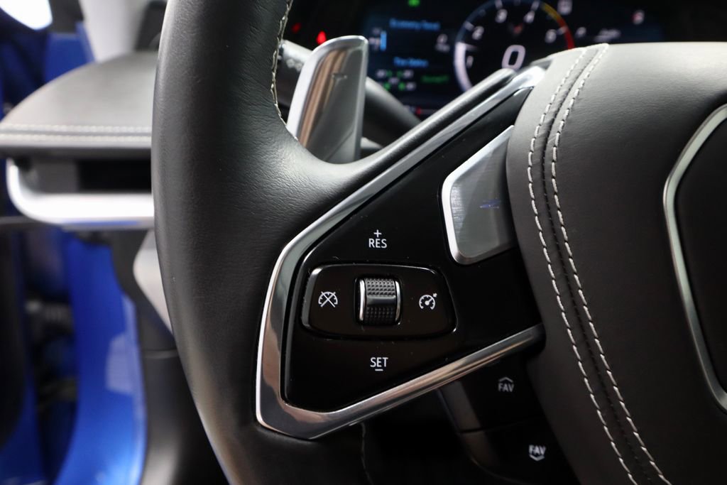 Used 2021 Chevrolet Corvette Stingray Premium Cpe w/ Z51 Performance Package image 28