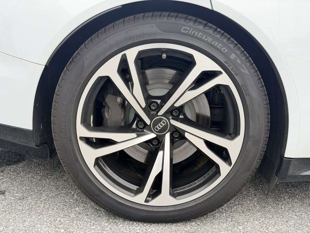 Used 2023 Audi e-tron GT Premium Plus w/ Performance Package image 26