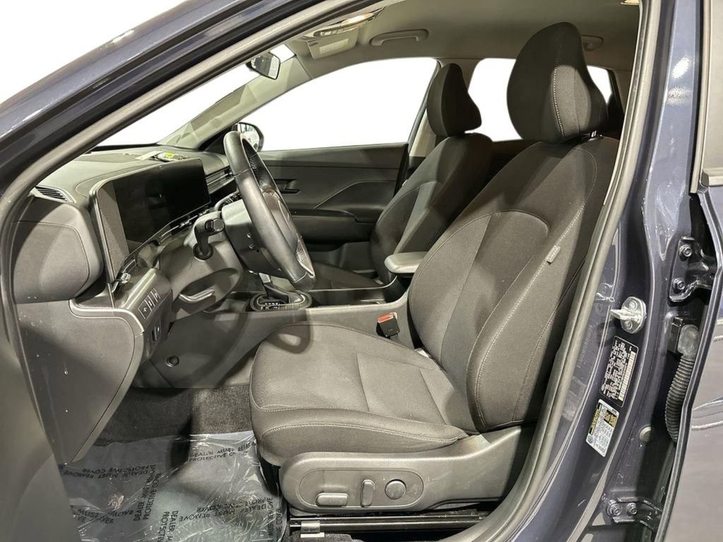 Used 2025 Hyundai Kona SEL AWD/4WD image 12