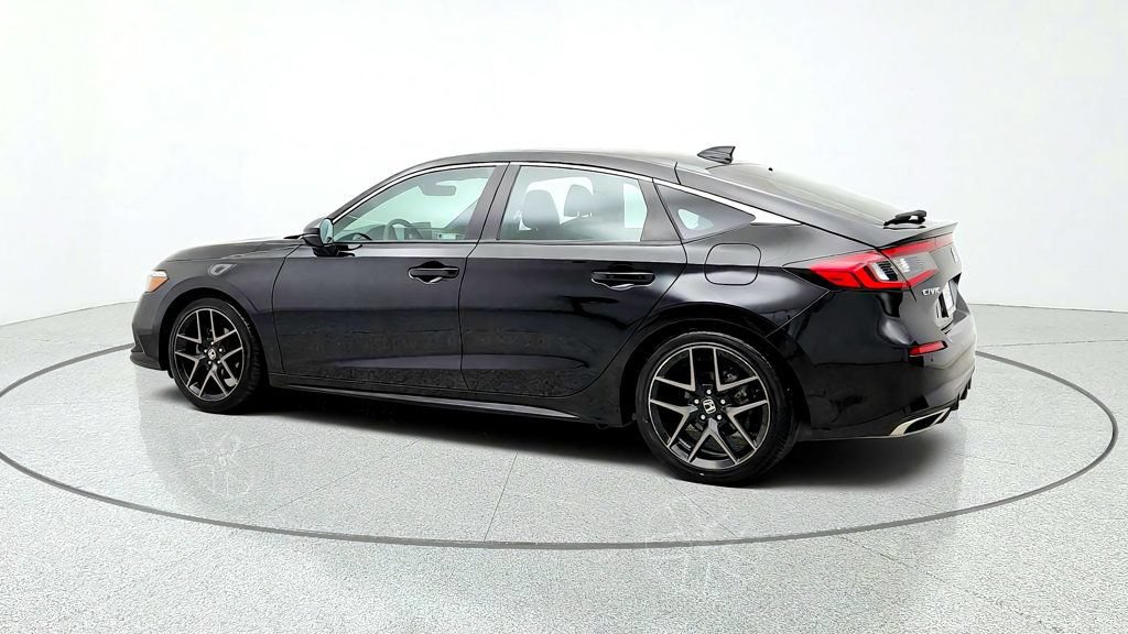 Used 2024 Honda Civic Sport Touring image 7