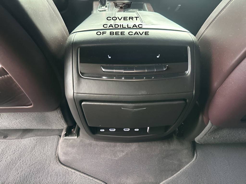 Used 2022 Cadillac Escalade Sport Platinum w/ Heavy-Duty Trailer Package image 26