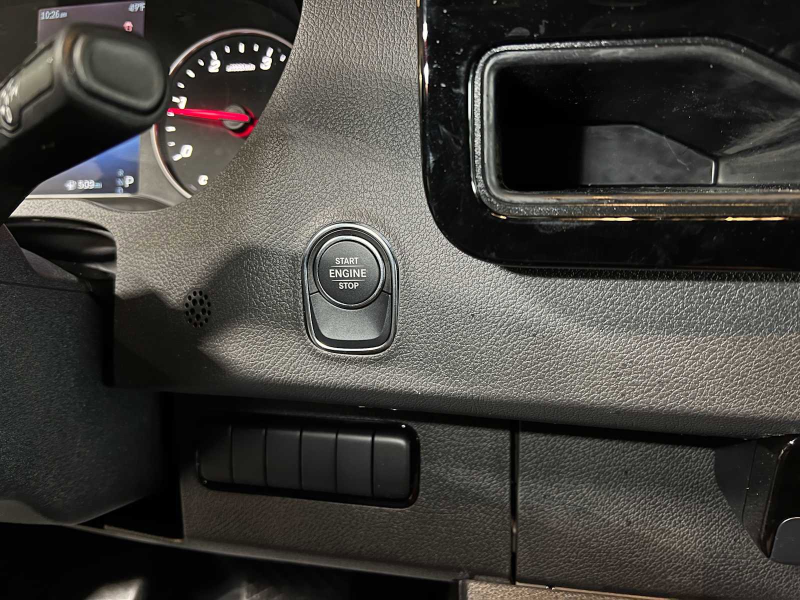 Used 2025 Mercedes-Benz Sprinter 2500 image 30