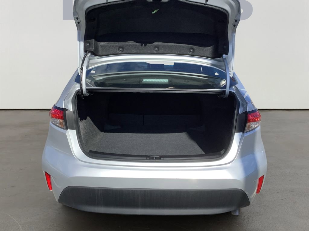 Used 2025 Toyota Corolla LE image 25