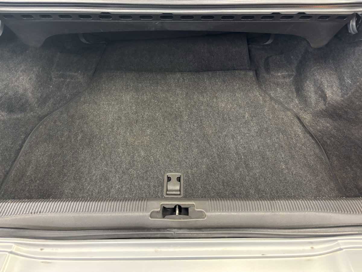 Used 2000 Lincoln LS image 22