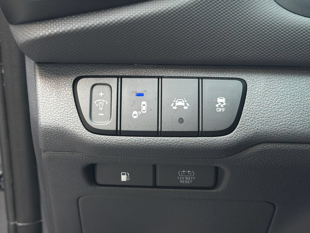 Used 2019 Hyundai Ioniq SEL FWD image 21