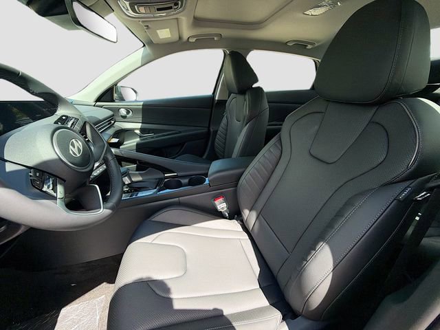 New 2026 Hyundai Elantra Limited image 22