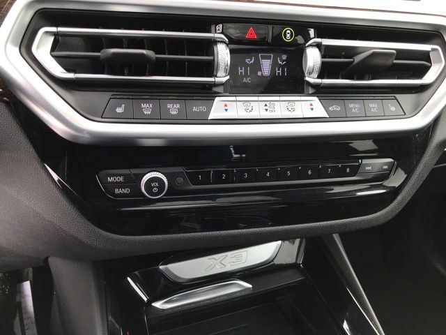 Used 2024 BMW X3 xDrive30i AWD/4WD image 13