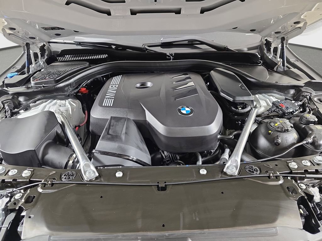 Used 2026 BMW 530i xDrive w/ Premium Package image 35