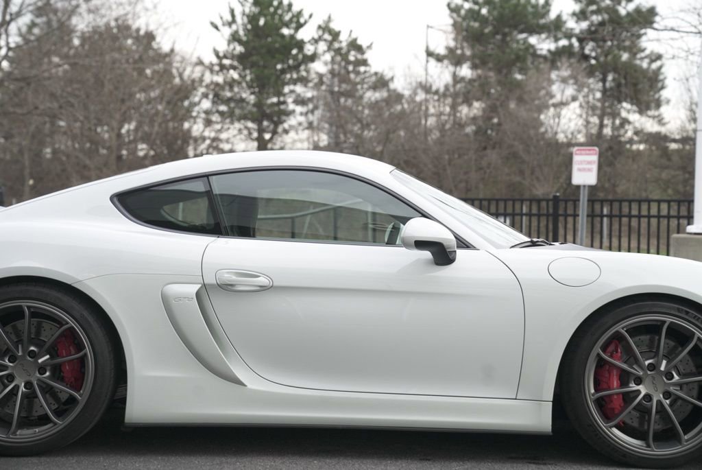 Used 2016 Porsche Cayman GT4 RWD image 28