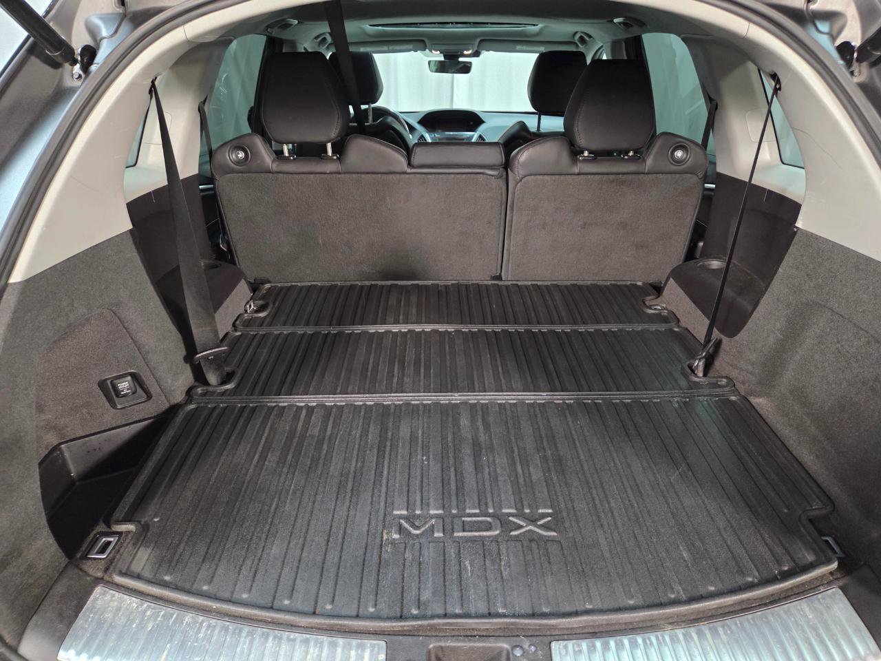 Used 2017 Acura MDX SH-AWD 4D SUV image 8