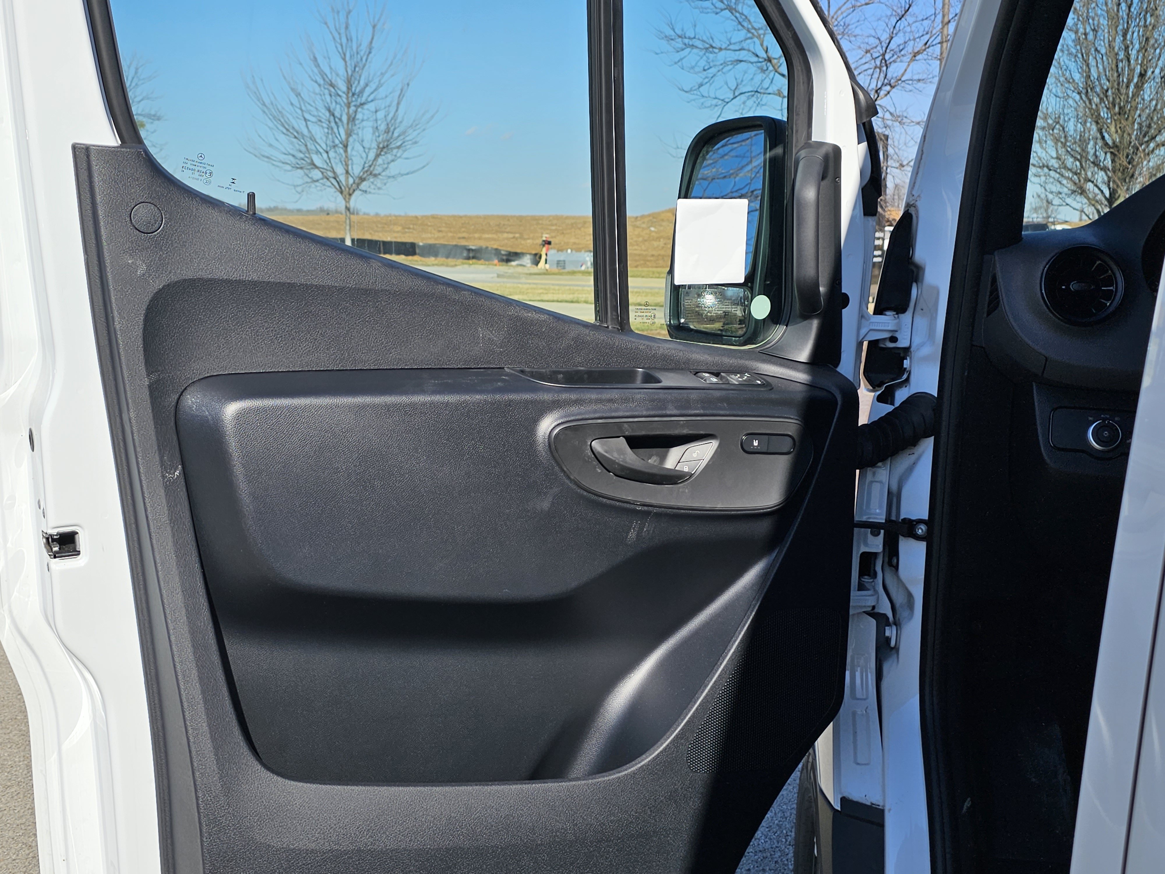 New 2025 Mercedes-Benz Sprinter 2500 image 14