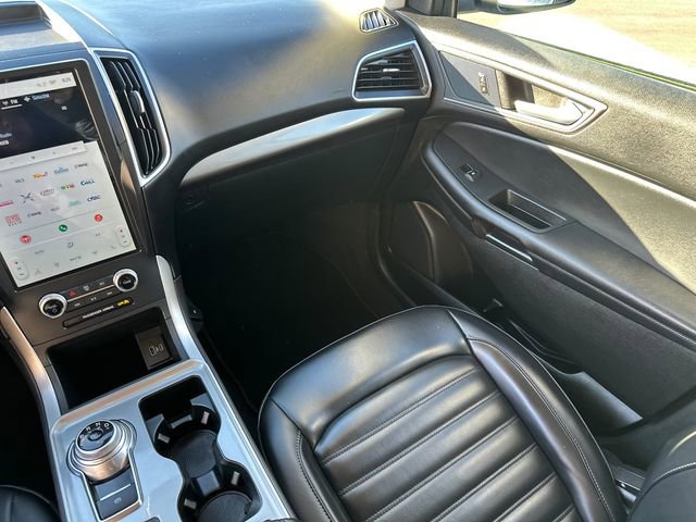 Used 2024 Ford Edge SEL image 19