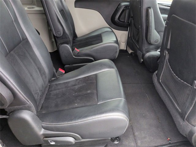 Used 2018 Dodge Grand Caravan SXT image 27
