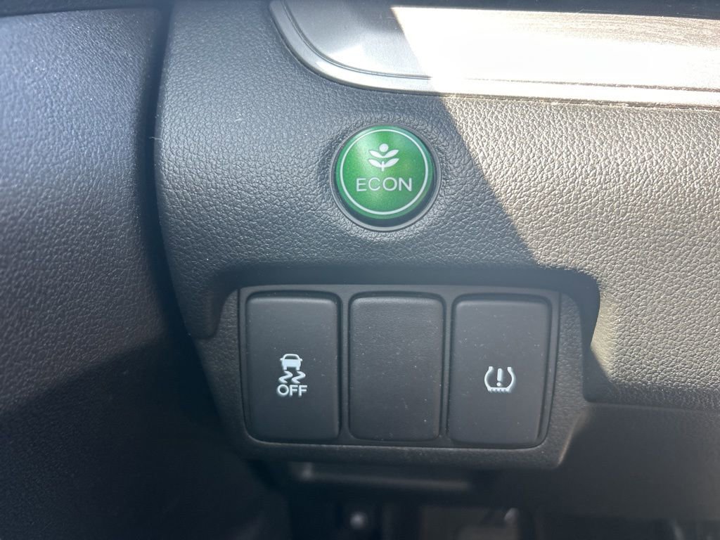 Used 2015 Honda CR-V LX image 10