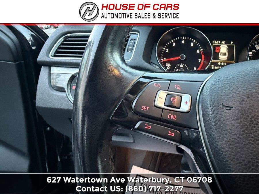 Used 2017 Volkswagen Passat 1.8T SE image 24