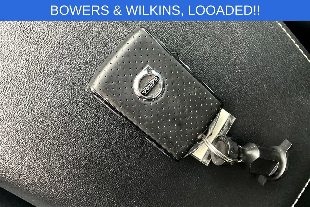 Used 2018 Volvo XC60 T6 R-Design w/ Convenience Package image 13