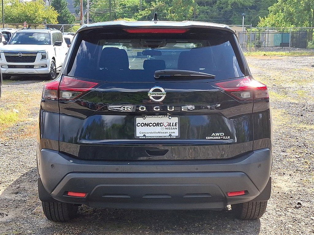 Used 2021 Nissan Rogue S image 5