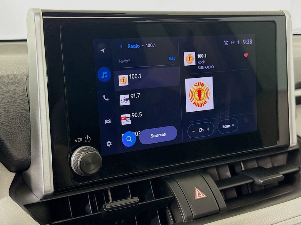 Used 2023 Toyota RAV4 XLE image 15