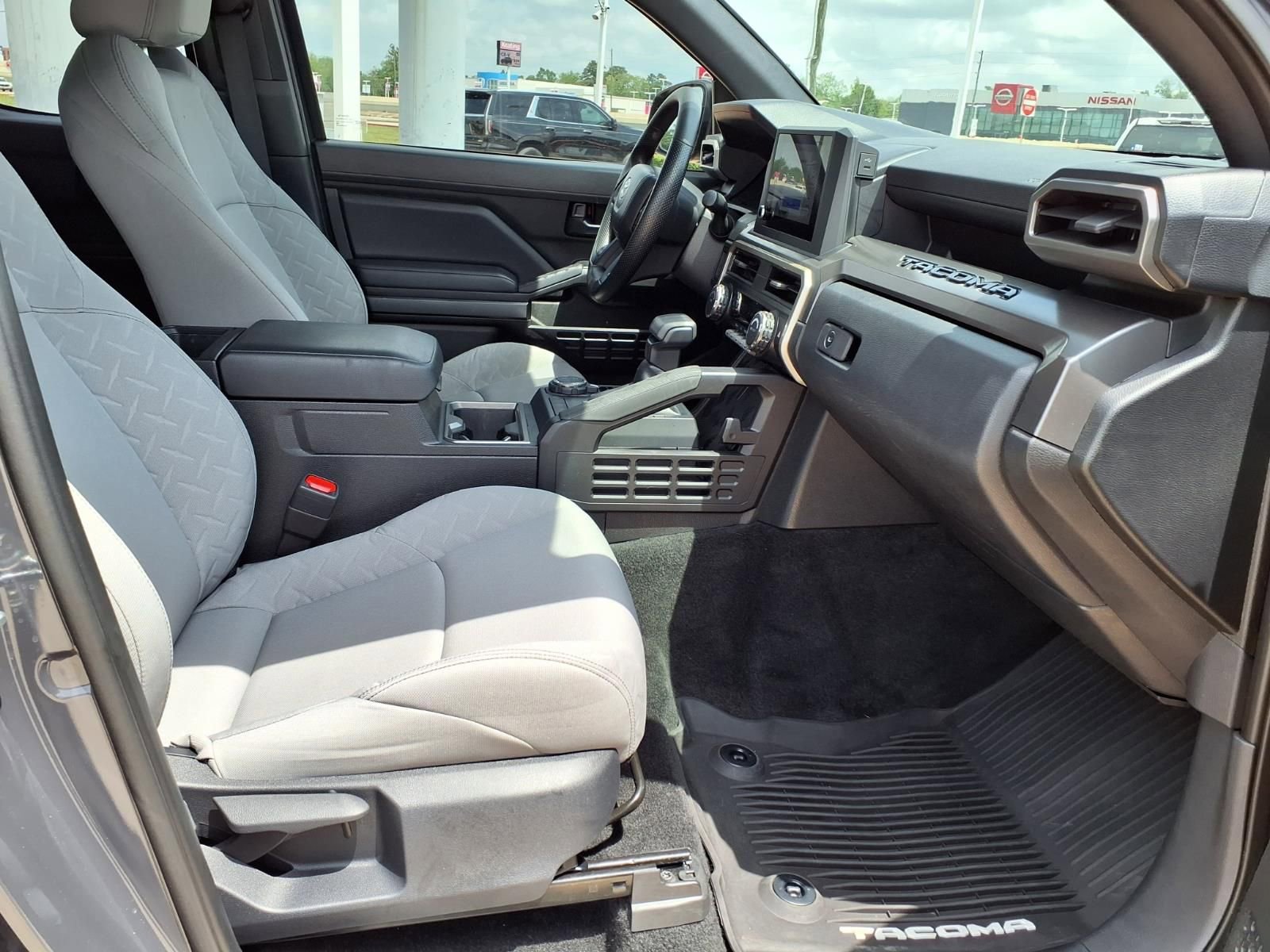 Certified 2024 Toyota Tacoma SR5 AWD/4WD image 6