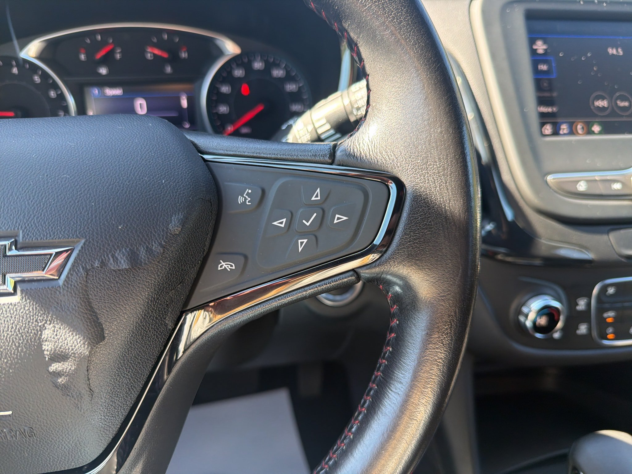 Used 2022 Chevrolet Equinox RS AWD/4WD image 13