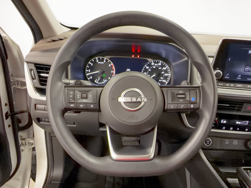 Used 2023 Nissan Rogue SV FWD image 10