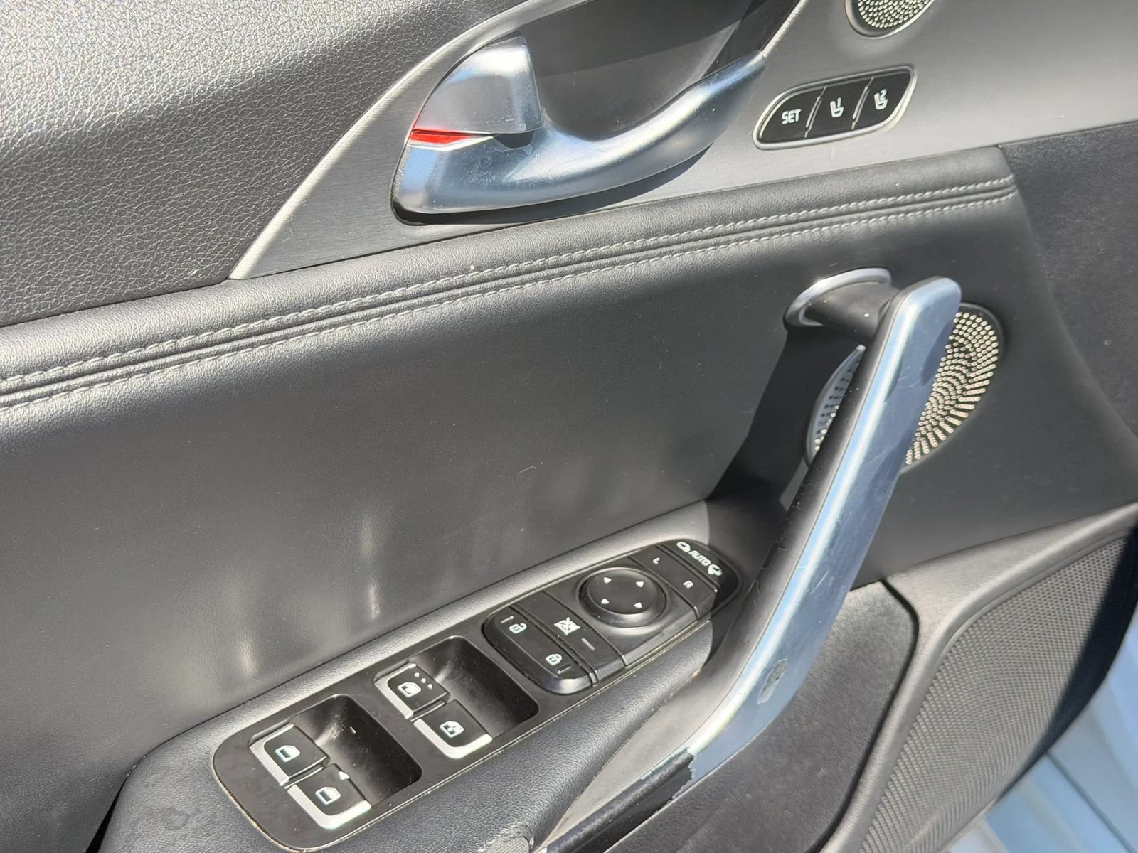 Used 2018 Kia Stinger GT2 RWD image 11