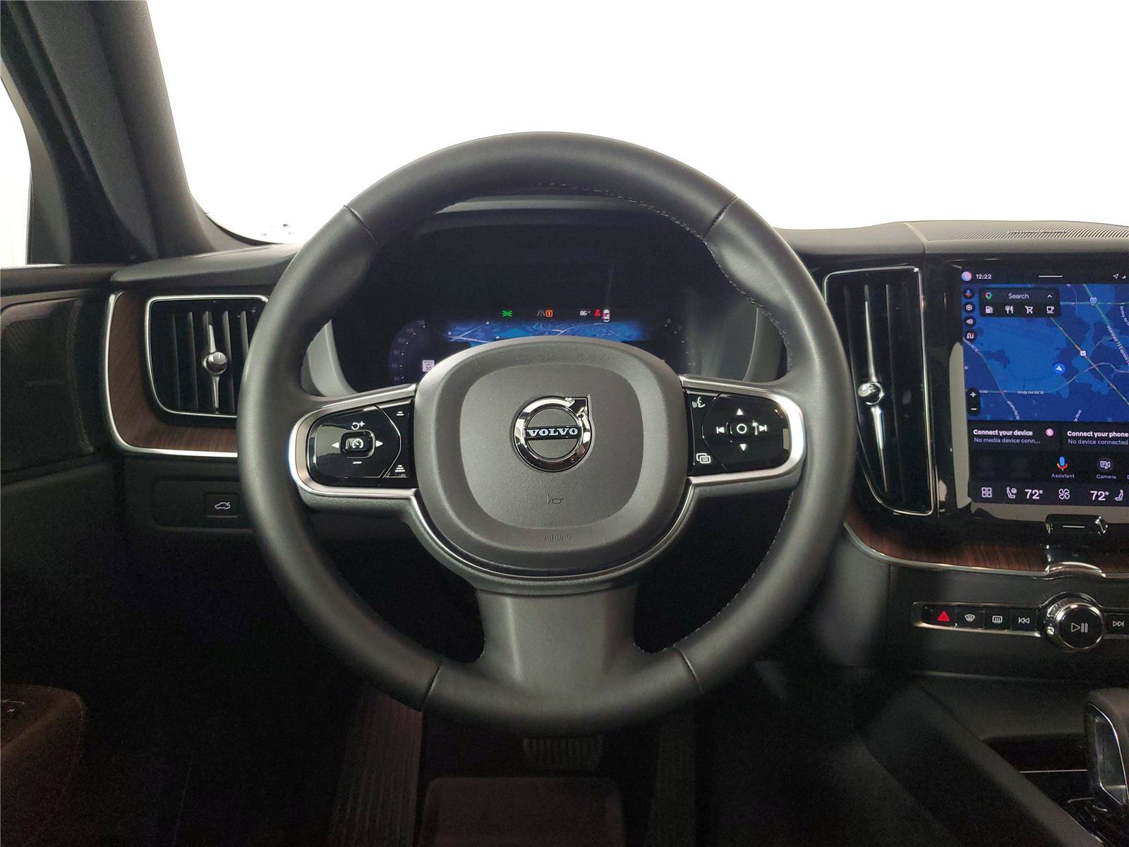 Certified 2023 Volvo XC60 B5 Plus w/ Climate Package FWD image 13