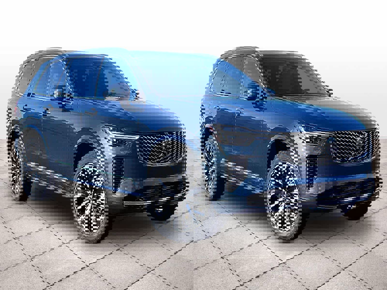 New 2026 Volvo XC90 T8 Plus w/ Protection Package Premier image 2