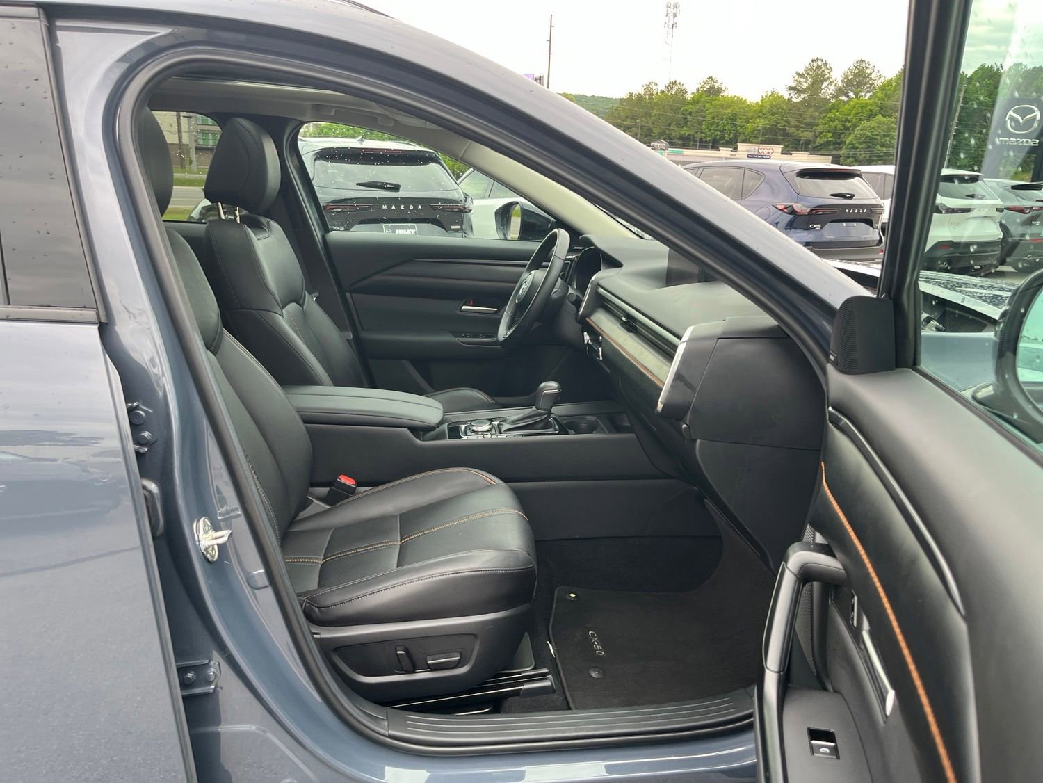 Certified 2025 MAZDA CX-50 2.5 Hybrid w/ Premium Plus Pkg AWD/4WD image 36