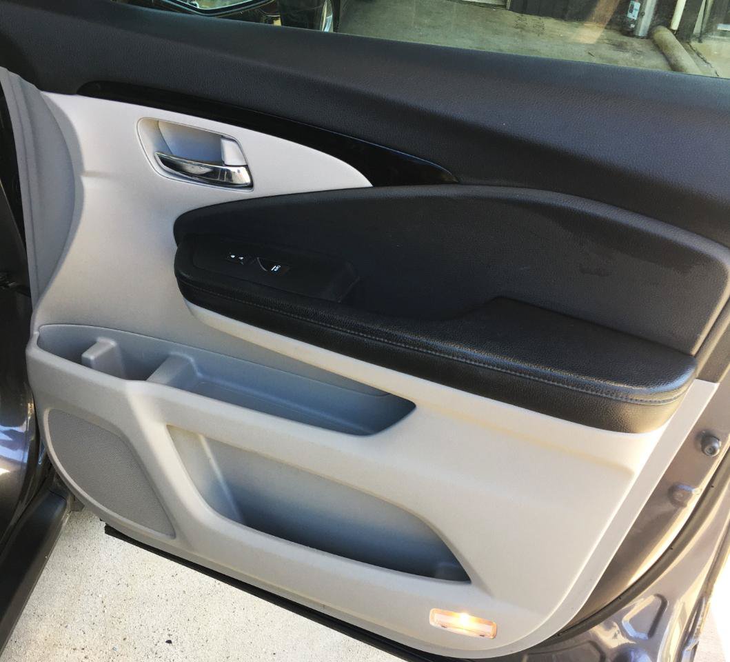 Used 2017 Honda Pilot Elite image 16