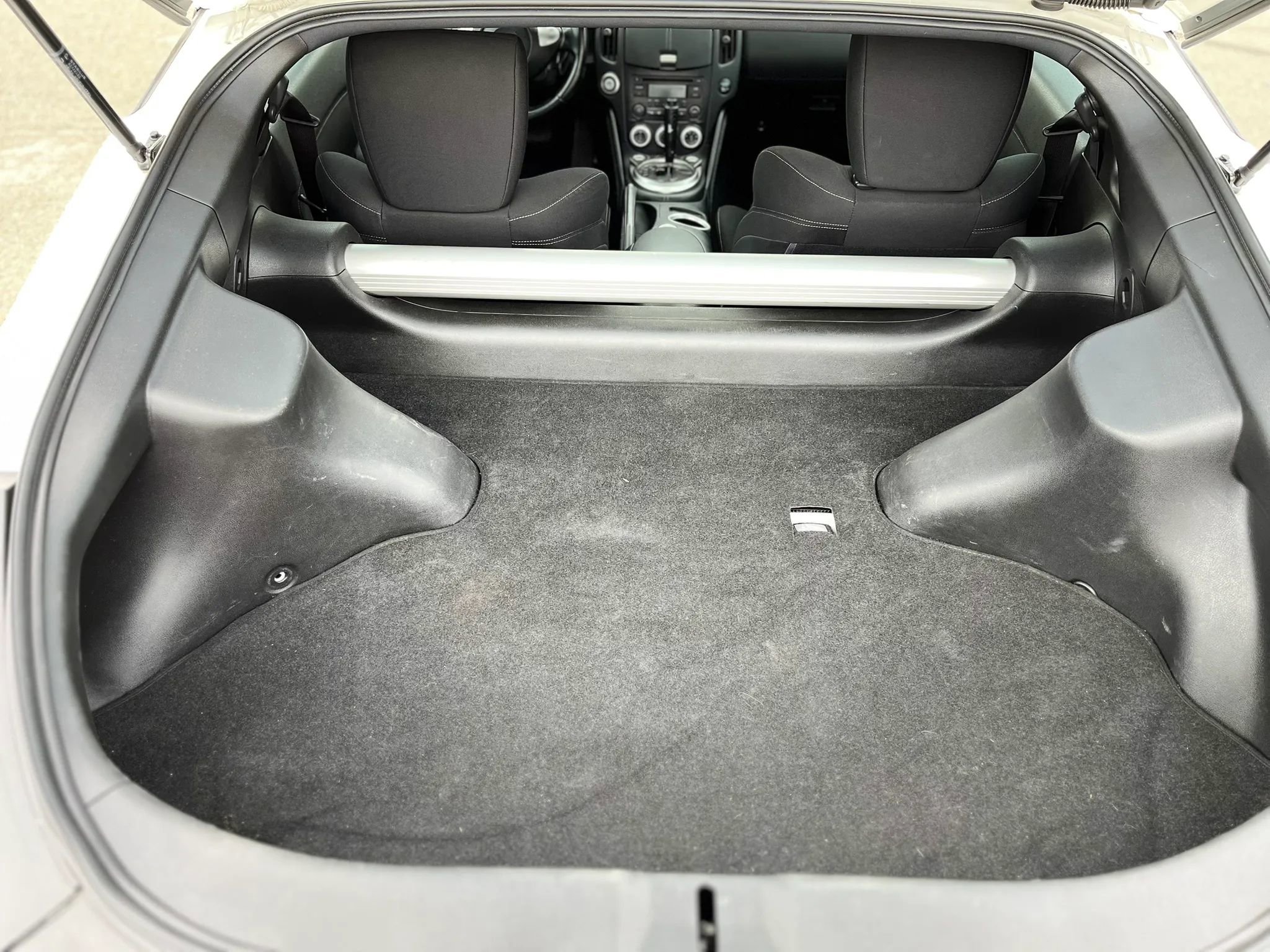 Used 2016 Nissan 370Z Coupe RWD image 20