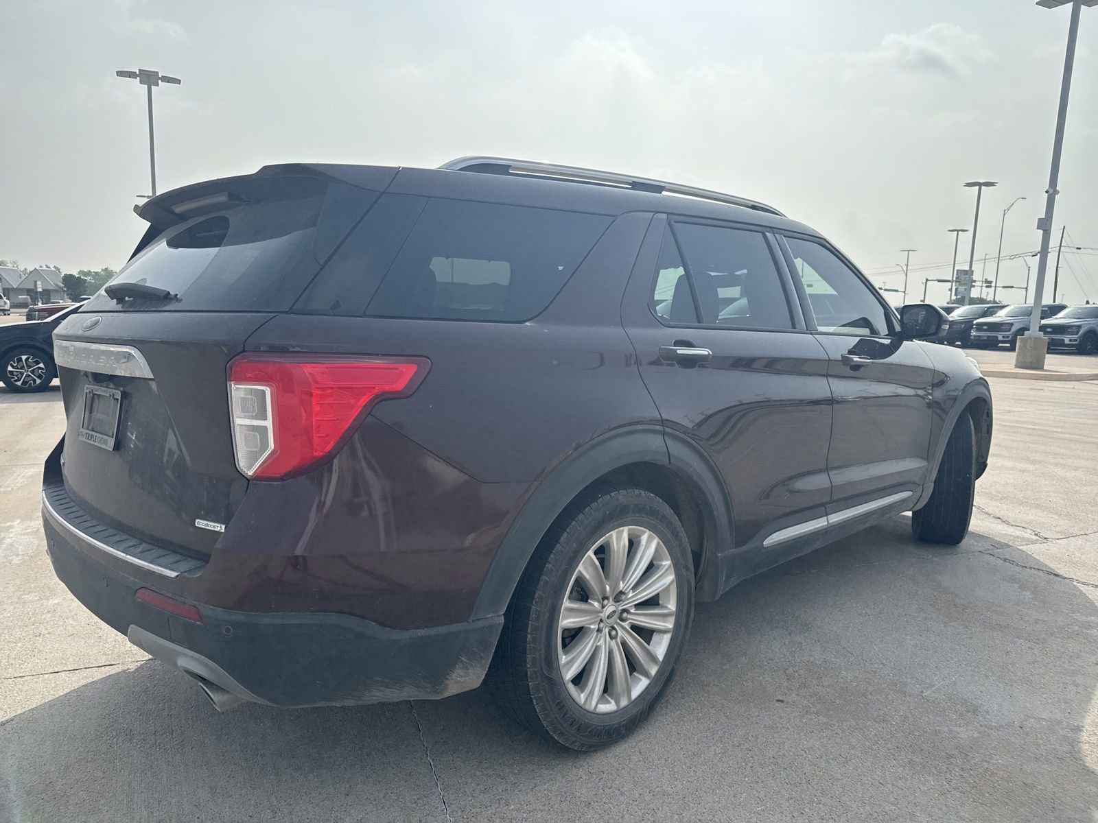 Used 2020 Ford Explorer Limited RWD image 3