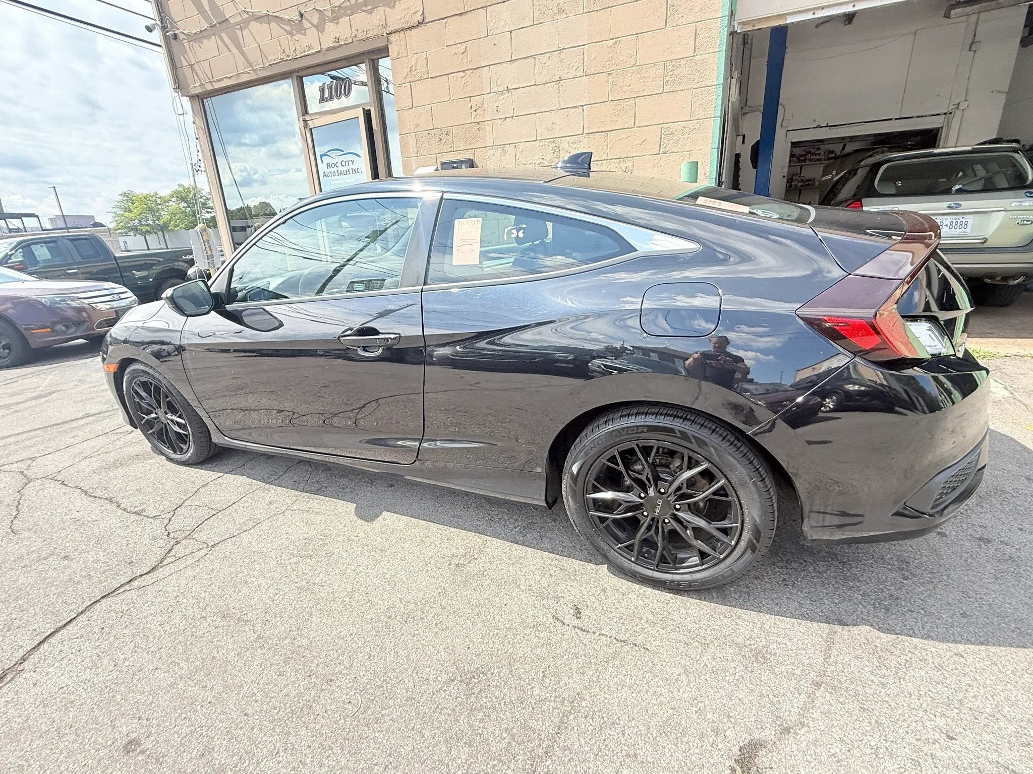 Used 2017 Honda Civic EX-T image 5