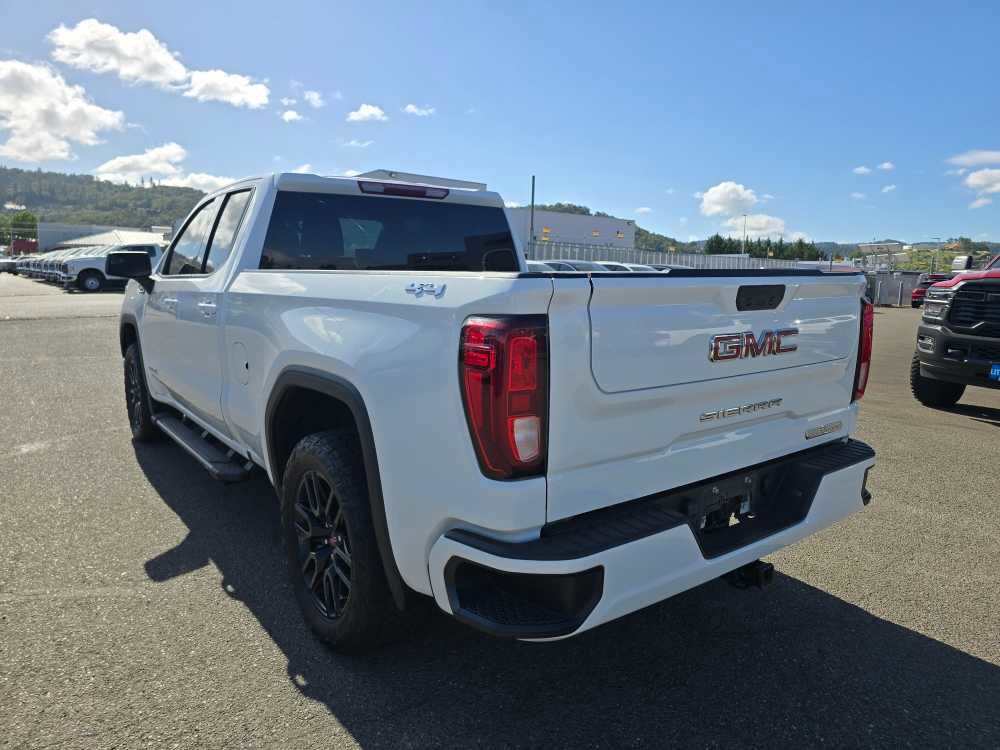 Used 2022 GMC Sierra 1500 Elevation AWD/4WD image 9